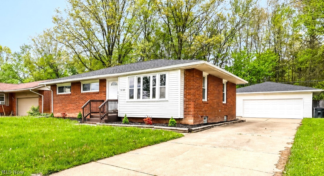 3138 Starlite Drive NW Warren OH 44485