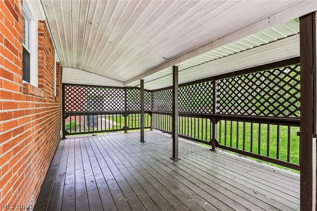 3138 Starlite Drive NW Warren OH 44485