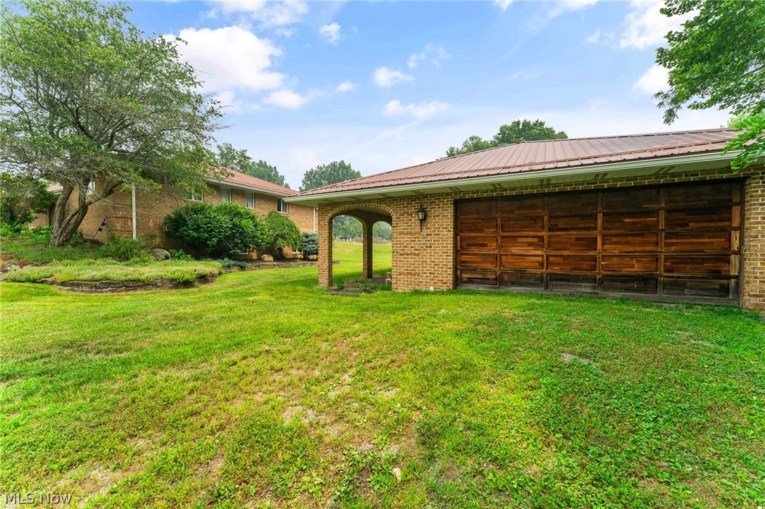 8243 North Lima Road Poland OH 44514