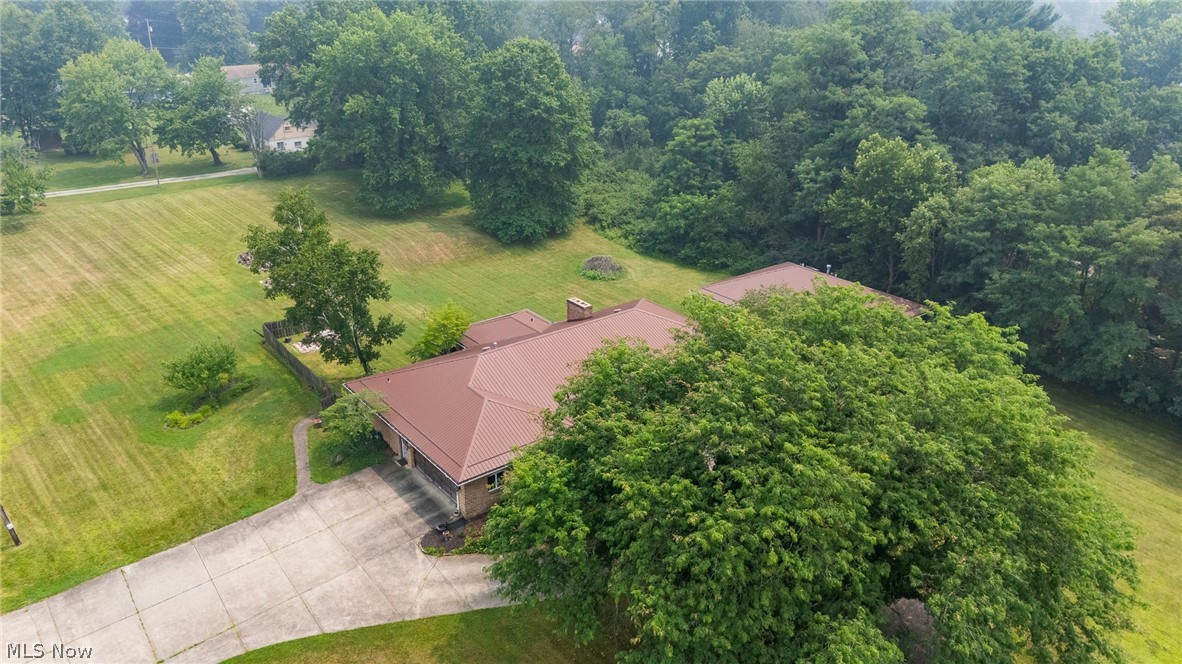 8243 North Lima Road Poland OH 44514