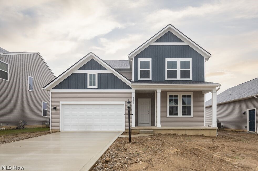 821 Colesbourne Circle Green OH 44685