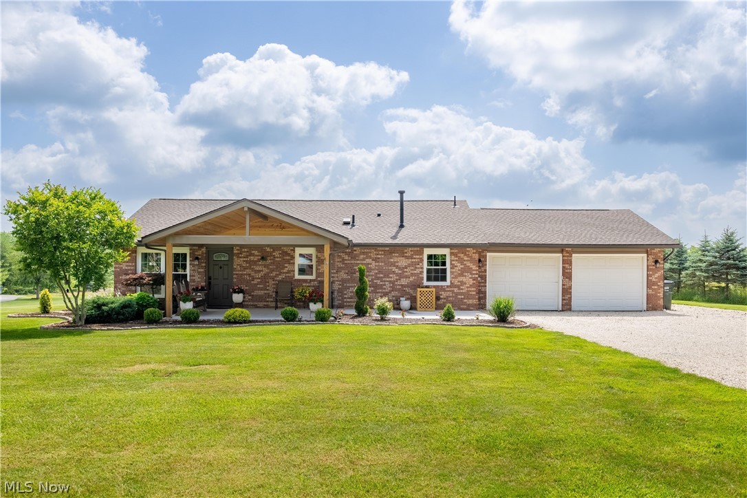 1146 Lincoln Avenue NW Carrollton OH 44615