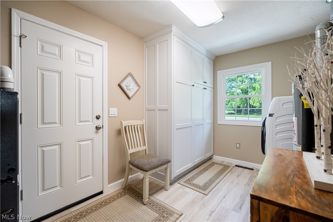 1146 Lincoln Avenue NW Carrollton OH 44615