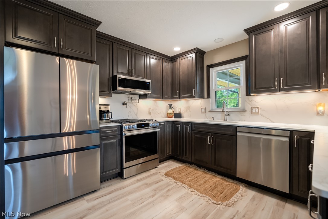 1146 Lincoln Avenue NW Carrollton OH 44615