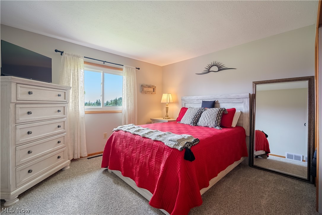 1146 Lincoln Avenue NW Carrollton OH 44615