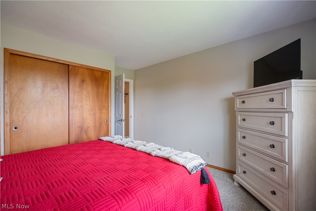 1146 Lincoln Avenue NW Carrollton OH 44615