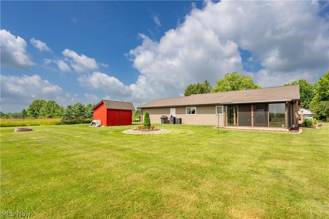 1146 Lincoln Avenue NW Carrollton OH 44615