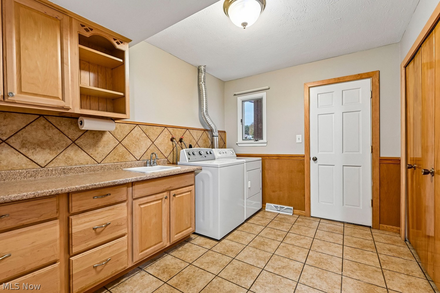 2043 Judy Drive Parma OH 44134
