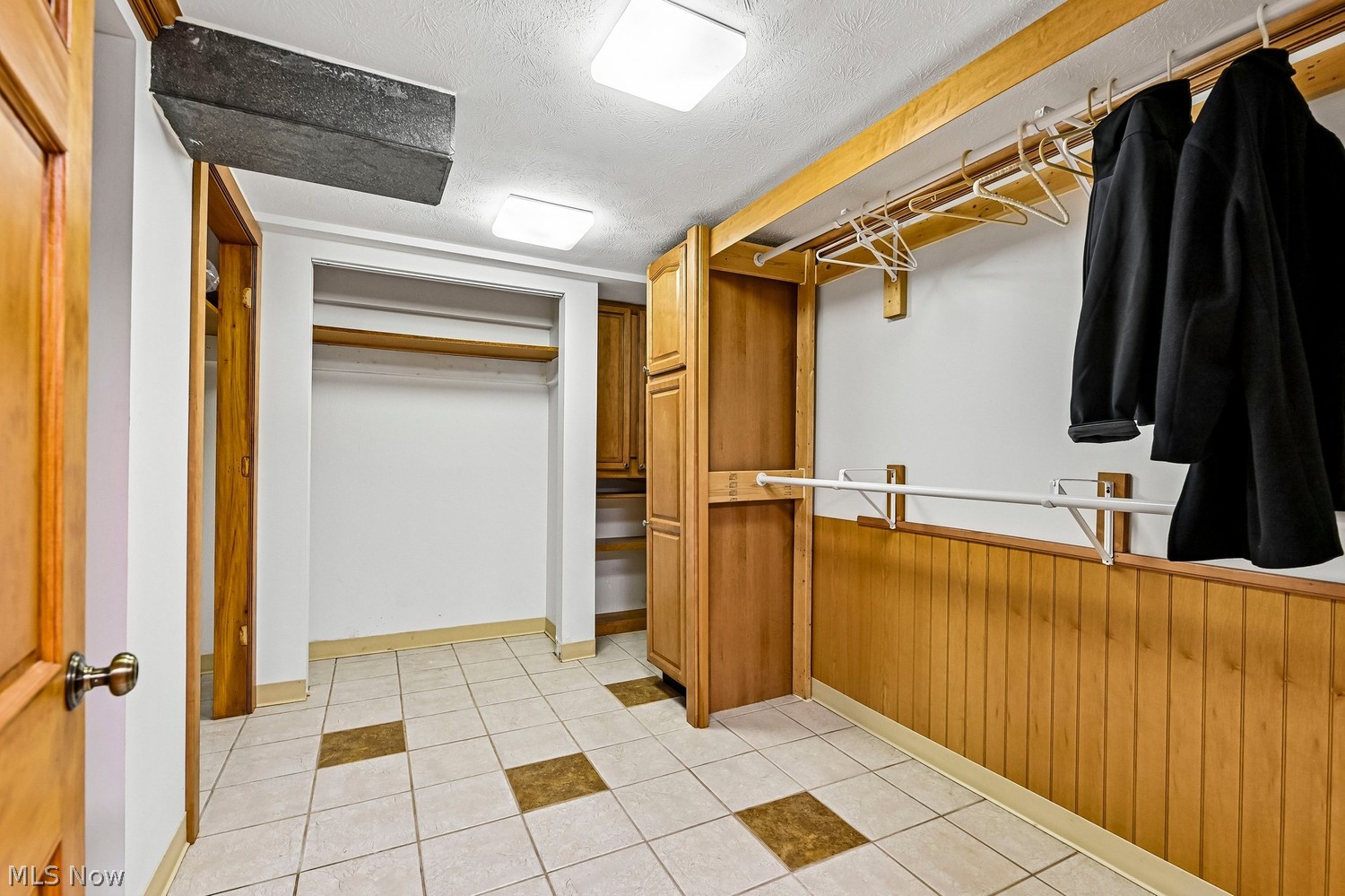 2043 Judy Drive Parma OH 44134