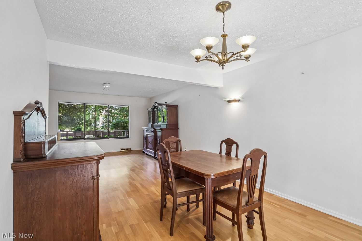 2121 Kingsborough Drive Painesville OH 44077