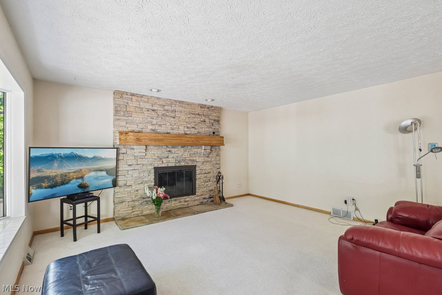 2121 Kingsborough Drive Painesville OH 44077