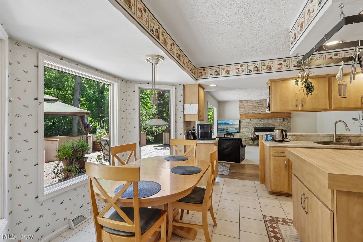 2121 Kingsborough Drive Painesville OH 44077