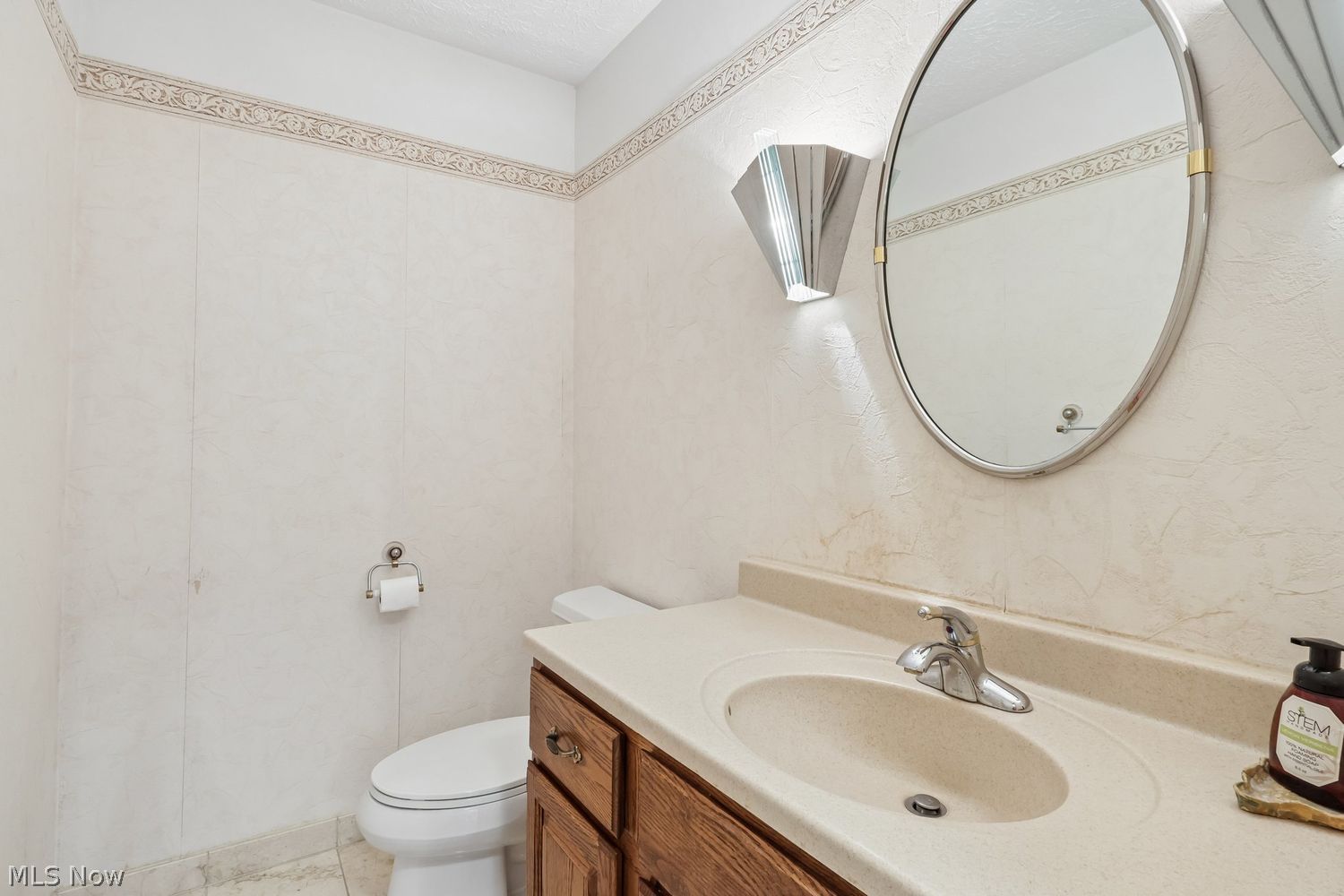 2121 Kingsborough Drive Painesville OH 44077