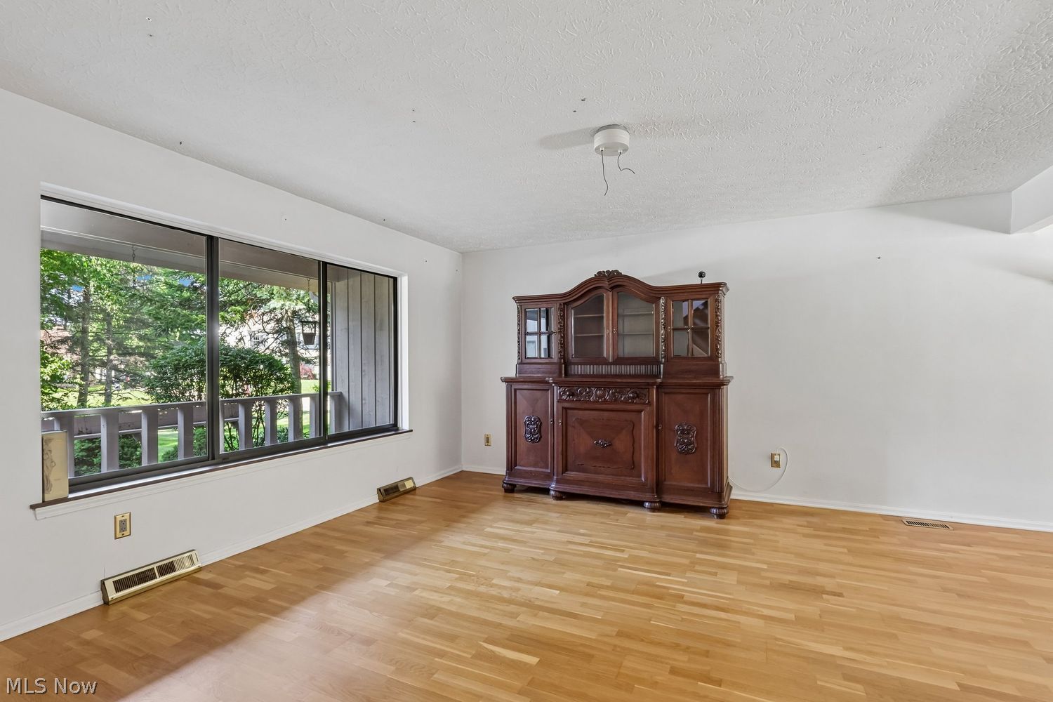 2121 Kingsborough Drive Painesville OH 44077