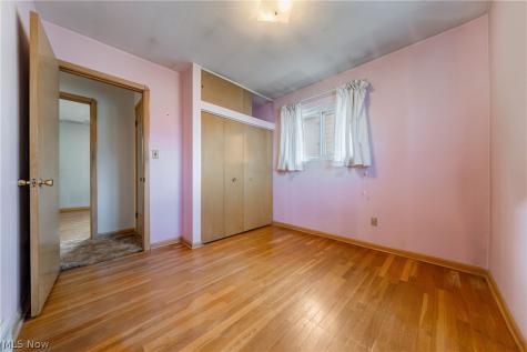 5884 Michael Drive Brook Park OH 44142