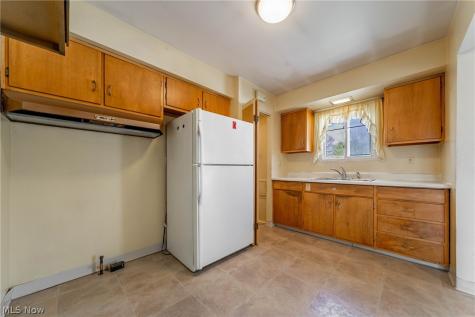 5884 Michael Drive Brook Park OH 44142