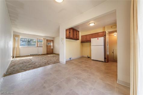 5884 Michael Drive Brook Park OH 44142