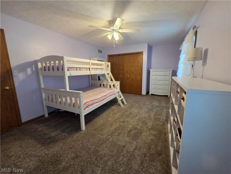 11227 William Penn Avenue NE Hartville OH 44632