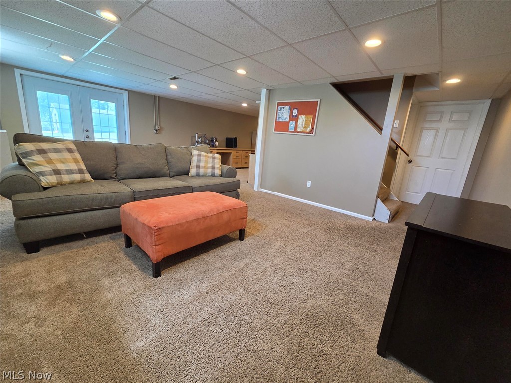11227 William Penn Avenue NE Hartville OH 44632