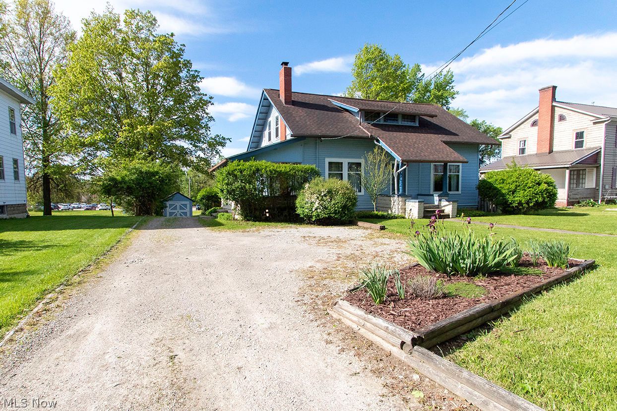686 W Liberty Street Medina OH 44256