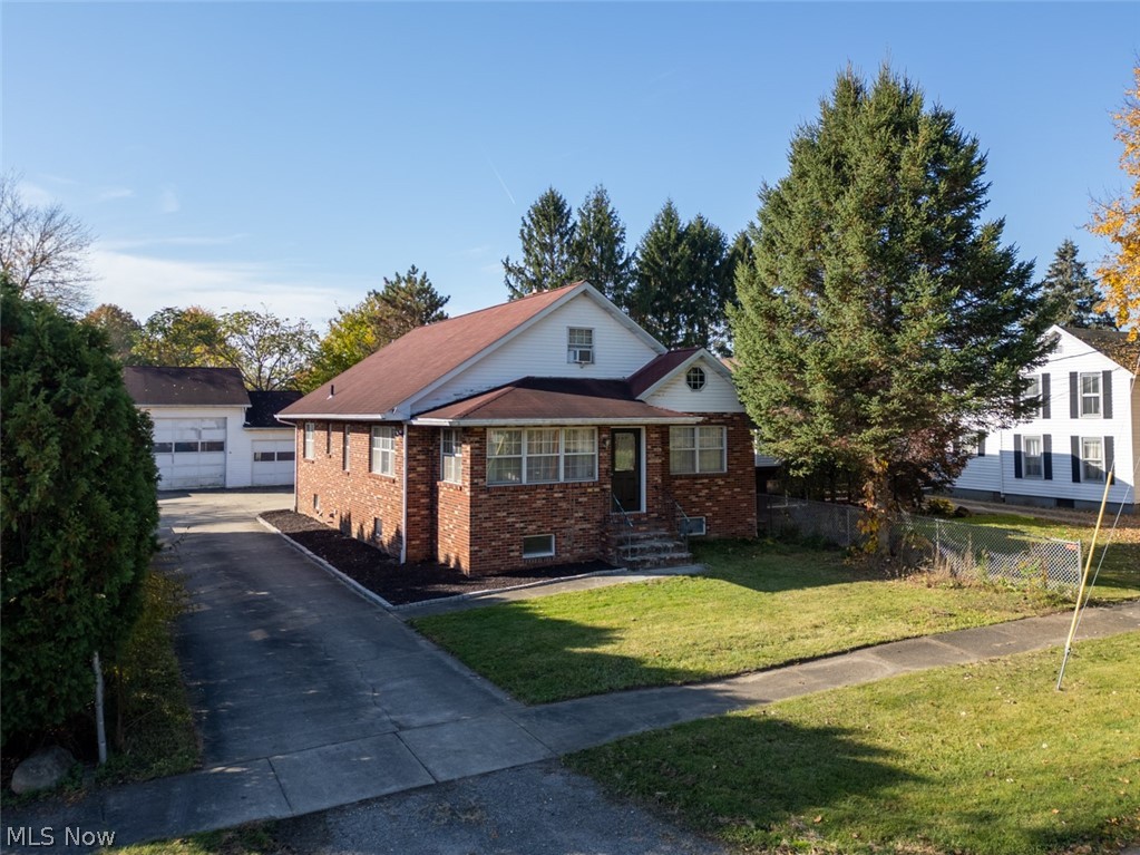 10 E Franklin Street Newton Falls OH 44444