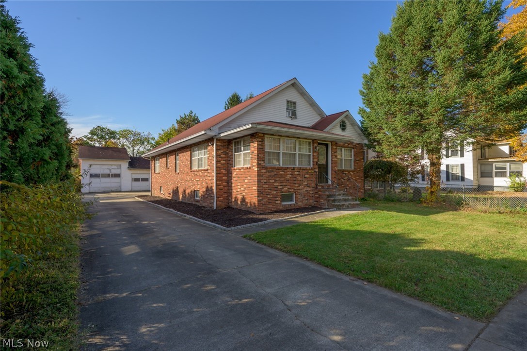 10 E Franklin Street Newton Falls OH 44444