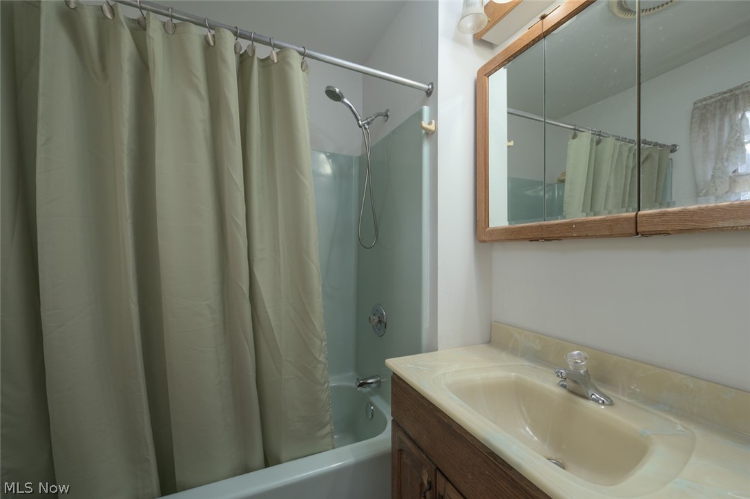 10 E Franklin Street Newton Falls OH 44444