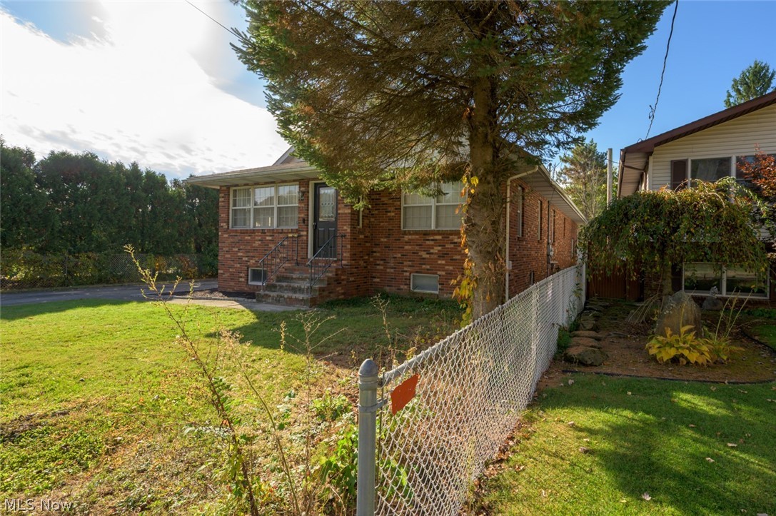 10 E Franklin Street Newton Falls OH 44444