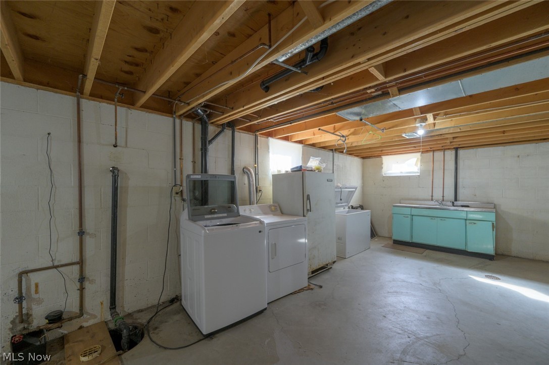 10 E Franklin Street Newton Falls OH 44444