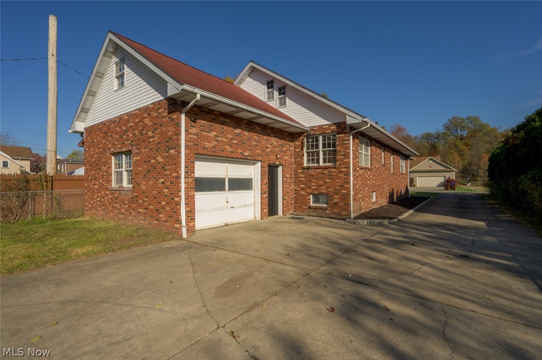 10 E Franklin Street Newton Falls OH 44444