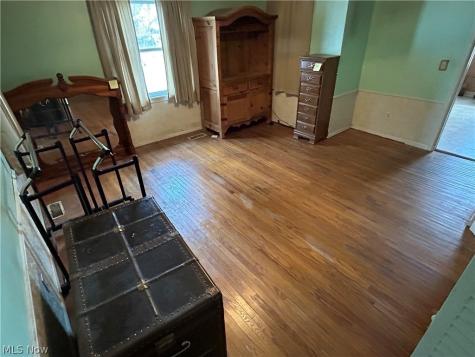 4365 W 187th Street Cleveland OH 44135