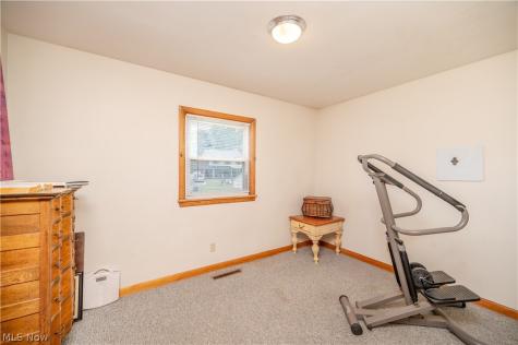 2922 Eldora Drive Youngstown OH 44511