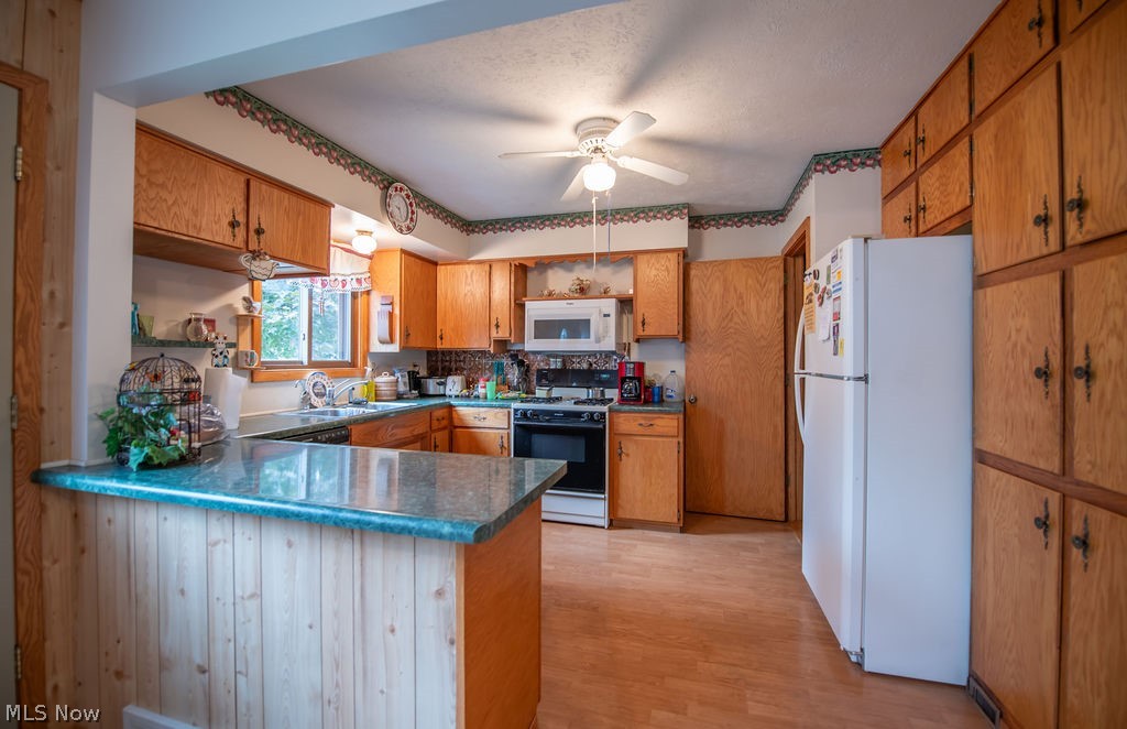 1182 Washington Street SW Sherrodsville OH 44675