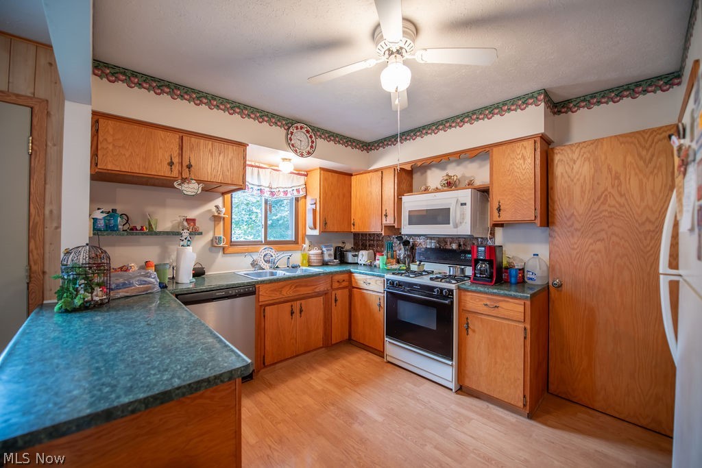 1182 Washington Street SW Sherrodsville OH 44675