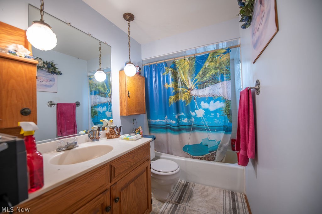 1182 Washington Street SW Sherrodsville OH 44675
