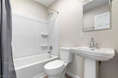 1332 Greenwood Avenue Akron OH 44320