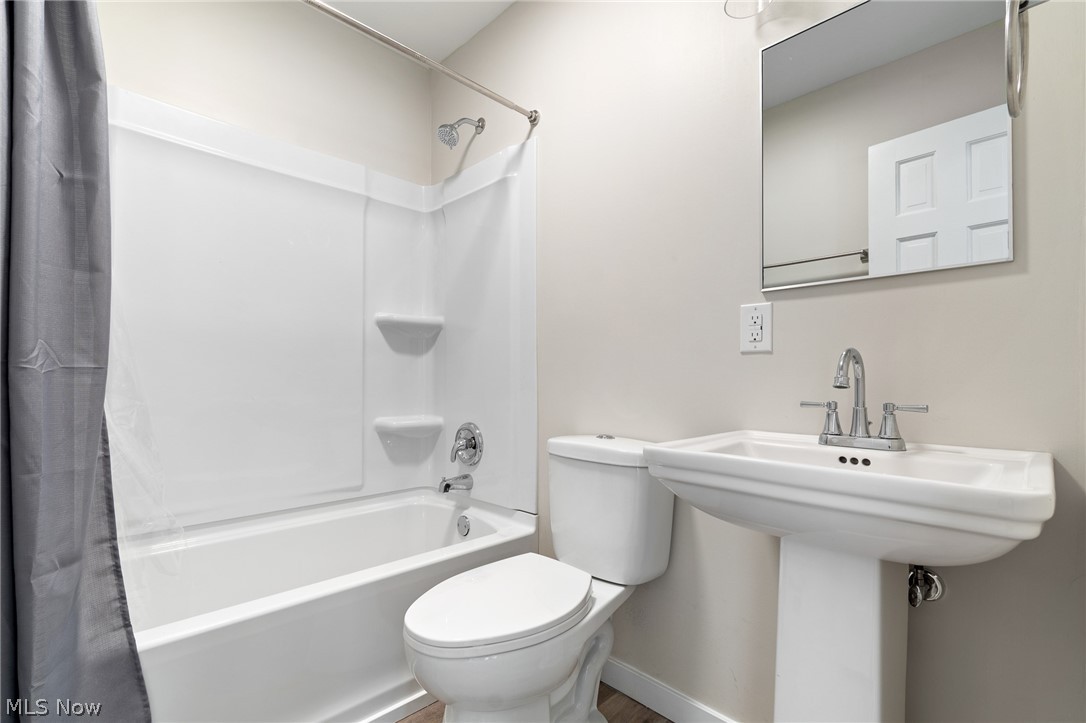 1332 Greenwood Avenue Akron OH 44320
