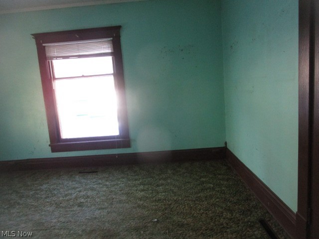 274 N 8th Street Mcconnelsville OH 43756