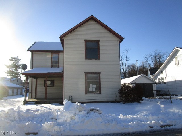 274 N 8th Street Mcconnelsville OH 43756
