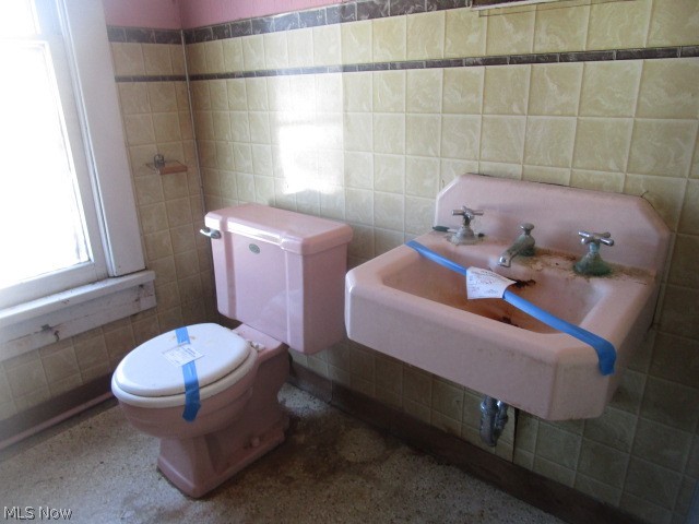 274 N 8th Street Mcconnelsville OH 43756