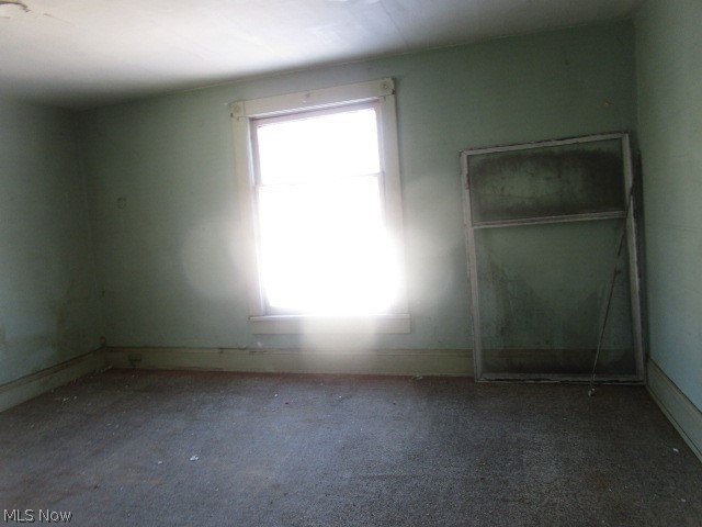 274 N 8th Street Mcconnelsville OH 43756