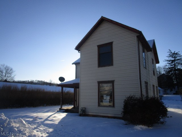 274 N 8th Street Mcconnelsville OH 43756