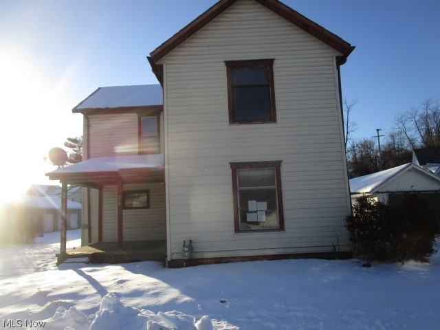 274 N 8th Street Mcconnelsville OH 43756