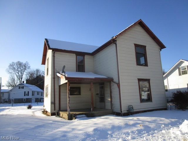 274 N 8th Street Mcconnelsville OH 43756