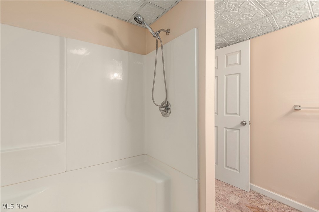 9531 Nicole Circle Strongsville OH 44136