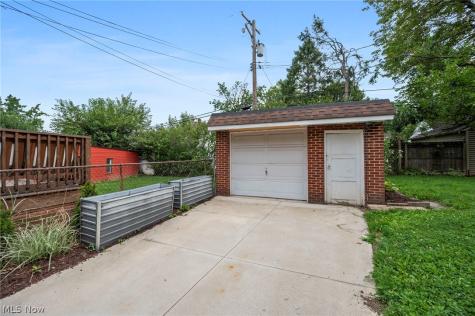 14522 Birchwood Avenue Cleveland OH 44111