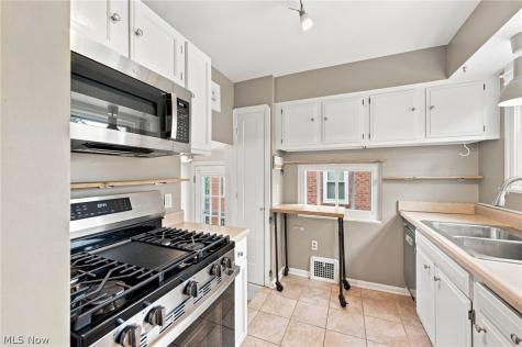 14522 Birchwood Avenue Cleveland OH 44111