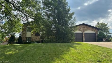 2648 Connecticut Court Uniontown OH 44685