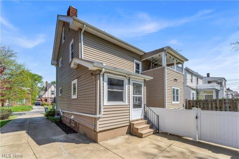 3566 Grosvenor Road Cleveland Heights OH 44118