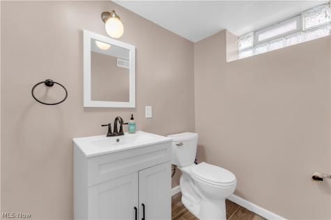 3566 Grosvenor Road Cleveland Heights OH 44118